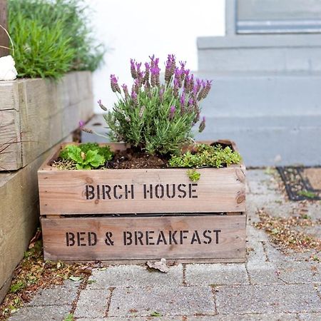 Birch House Bed & Breakfast Уэймут Экстерьер фото