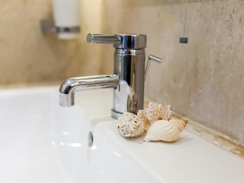 Birch House Bed & Breakfast Уэймут Номер фото