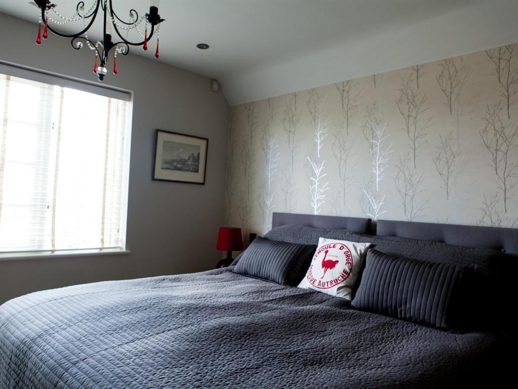 Birch House Bed & Breakfast Уэймут Номер фото